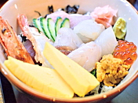 海鮮丼　1,900円
