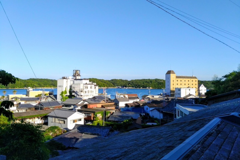 渡鹿野島の高台からの風景
